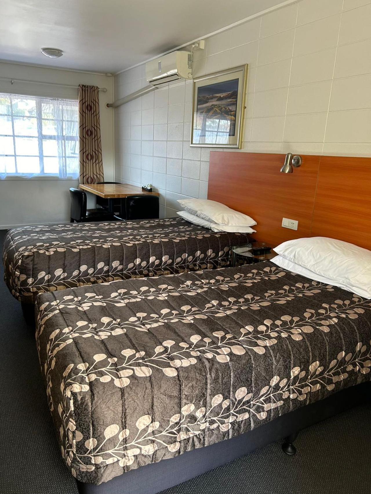 Tudor Motor Motel 3*